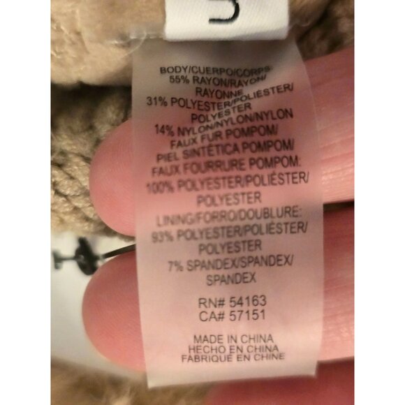 Calvin Klein Women's Hat Faux Fur Pom Knit Beanie New - Picture 9 of 9